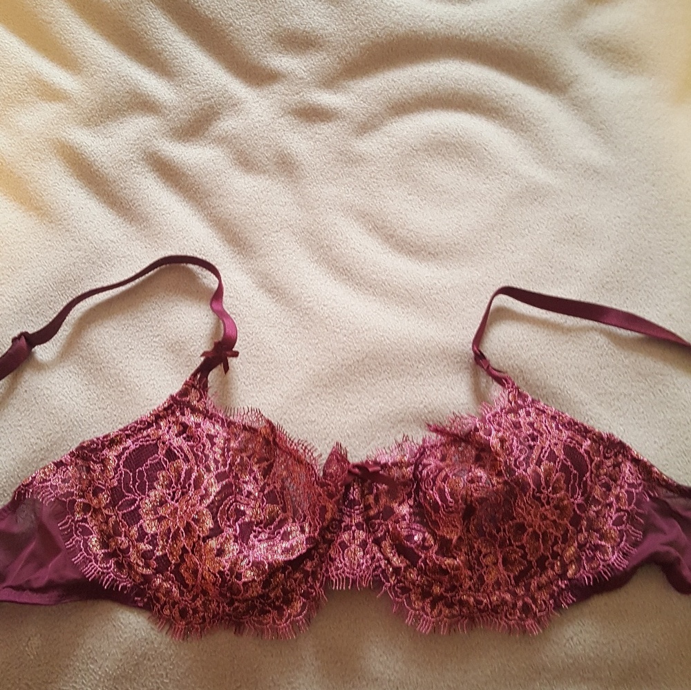 VS size 34B bra